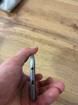Prodám iPhone 6s - 64 GB, jako nový - 3