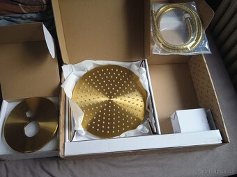 OMNIRES Y podomítkový sprchový set zlatá kartáčovaná - 3