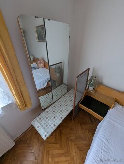 Ložnicová sestava nábytku. - 3