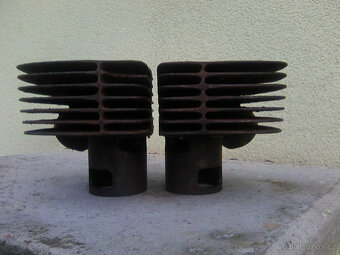 Jawa 350/634 - válce,otáčkoměr,blinkry a vypínač spojky - 3