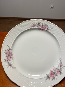 Jídelní souprava - 3