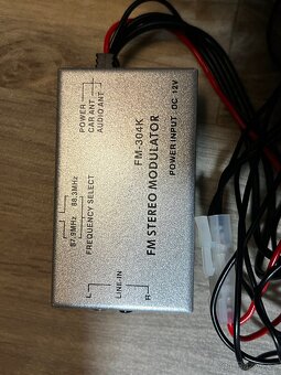 AUX IN VOLVO•BLUETOOTH• FM MODULÁTOR CINCH - 3