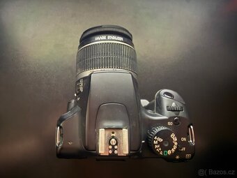 Canon EOS 1000D + EF-s 18-55 1/3.5 -. 5.6 IS + BG-E5 - 3