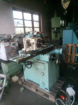 bruska nastrojarska TOS, typ BN 102 C - 3