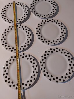 Nová sada českého porcelánu. - 3