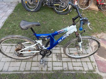 Jízdní kolo modré - 3