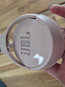 Bluetooth sluchátka JBL TUNE 500BT - růžová - 3