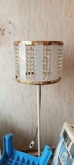 Křišťálový lustr a lampa - 3