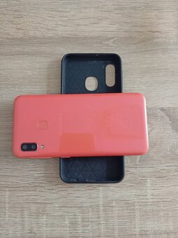 Prodám krásný jako nový Samsung Galaxy - 3