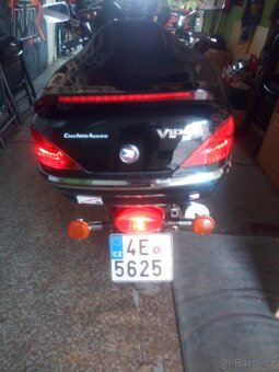 Suzuki GZ 125 - 3