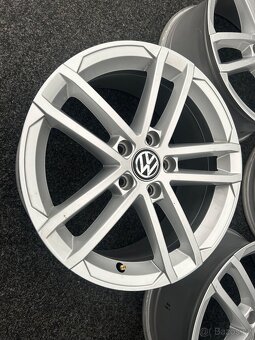 Orig. alu kola VW 5x112 r17 - 3