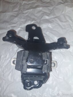 Nový originální silentblok motoru Škoda VW - 3