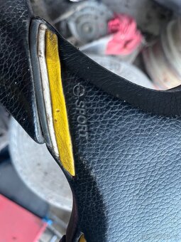 Volant momo Opel sport - 3