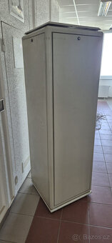 RACK 19" 38U + ventilace - 3