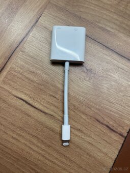 Apple Lightning to USB 3 Camera Adapter - 3