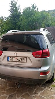 Peugeot 4007 - 3