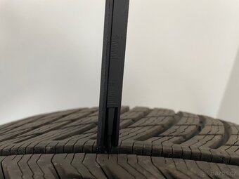 R23 285/40 Michelin zimní pneu - 3
