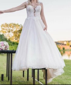 Ivory svatební šaty s nádechem růžové - 3