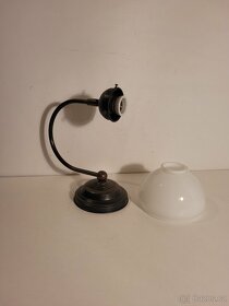 pěkná mosazná stará lampa, lampička, bílé stínidlo - 3