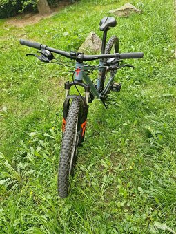 Horské kolo Specialized - 3