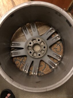 alu kola na audiQ7 L - 3