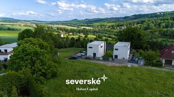 Krásný slunný stavební pozemek 1049m² v žádané části Turnova - 3