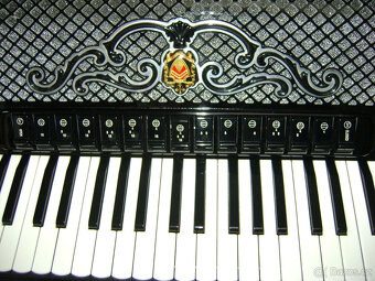 SCANDALLI SUPER V1 LX 120 BASOVÝ AKORDEON 5 HLASOVÝCH DVOJKA - 3