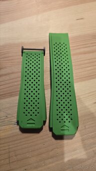 Zelený Řemínek na Tag heuer connected modular 45 - 3