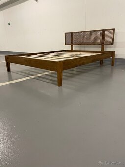 Dvoulůžková postel + matrace 160x200 cm - 3