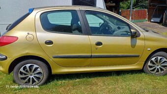Náhradní díly z Peugeotu 206 - 3