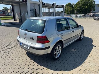 VW Golf IV 1,4i 55kW 5 dveř - 3