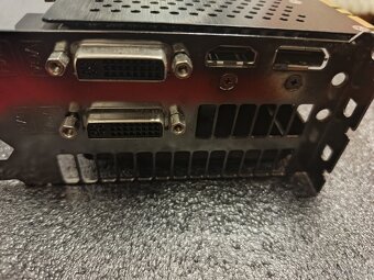 Grafická karta Asus GTX580 - 3