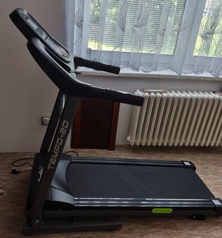Běžecký pás Housefit Tempo 20 - 3