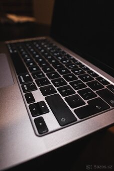 MacBook Air M1 8GB/256GB - 3