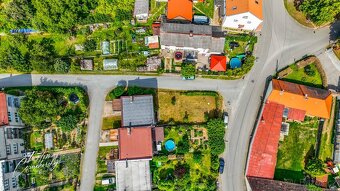 Řadový rodinný dům k rekonstrukci s výhledem na hrad Vysoký  - 3