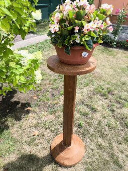 Retro stojan dřevěný ( > 50 let ) - rozměry 95 x 34 x 30 cm - 3