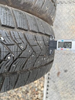 205/60/16 - Dunlop zimní pár pneu - 3