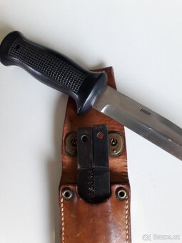 Prodam vojensky uton 0005 krasny stav - 3