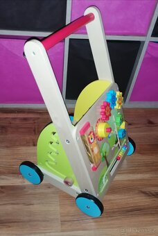 Dřevěné chodítko - 3