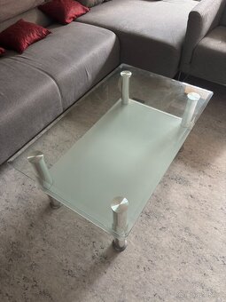 Skleněný konferenční stolek - 3