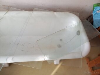 skleněné poličky - 3