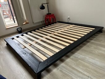 Dřevěná dvoulůžková postel Karup Design Senza 160 x 200 cm - 3
