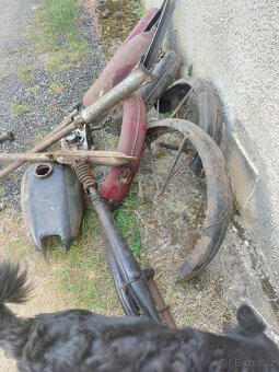 ČZ 150 c, 125, soubor dílů, blatniky - 3