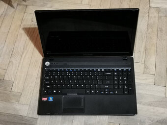 Notebook eMachines E642 15,6" AMD P340 3G 320GB Win10 - 3