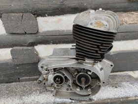 Jawa 250 - 559 panelka - motor - 3