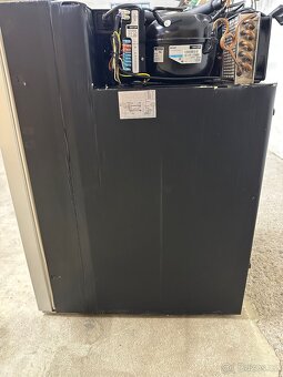 Chladnička WAECO (dometic) CR 140. 12/24, 230V - 3