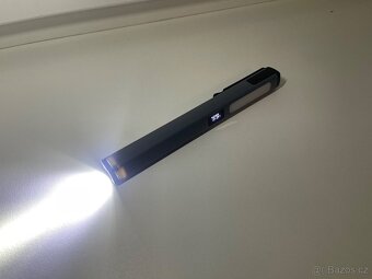 Ruční svítilna na USB-C, Displej - 3