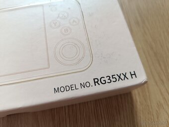 ANBERNIC RG35XX - H - přenosná herní konzole - 3
