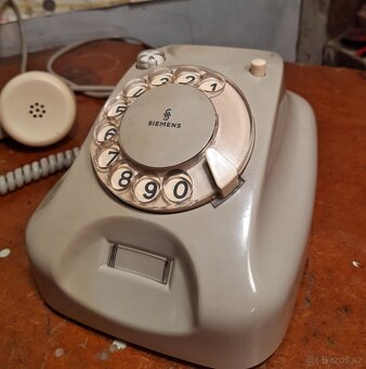 Funkční pevný telefon Siemens-Halske, rok 1954 - 3