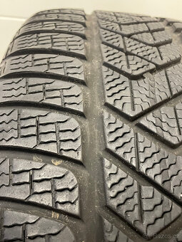 Pirelli Sottozero 3 245/40 R20 99W 4Ks zimní pneumatiky - 3